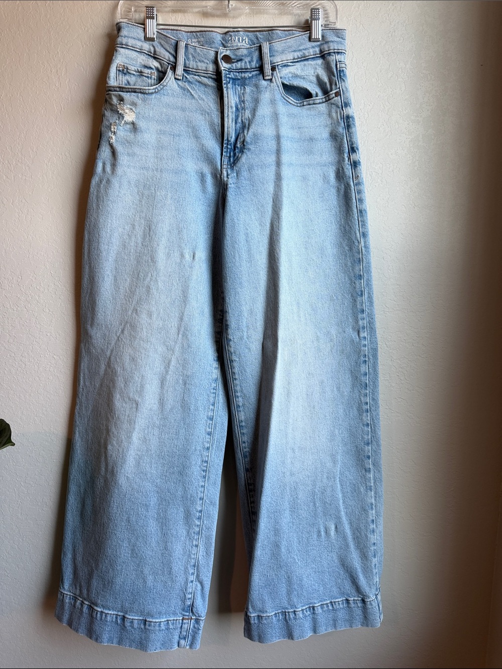 a.n.a. High Rise Wide leg jeans- sz. 8